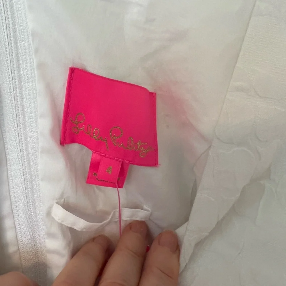 Lilly Pulitzer Kirrabelle Short Sleeve Romper - Picture 6 of 9